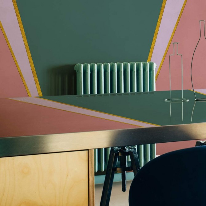 Mural Geometric Mountain Strawberry Mural Geometric Mountain Strawberry