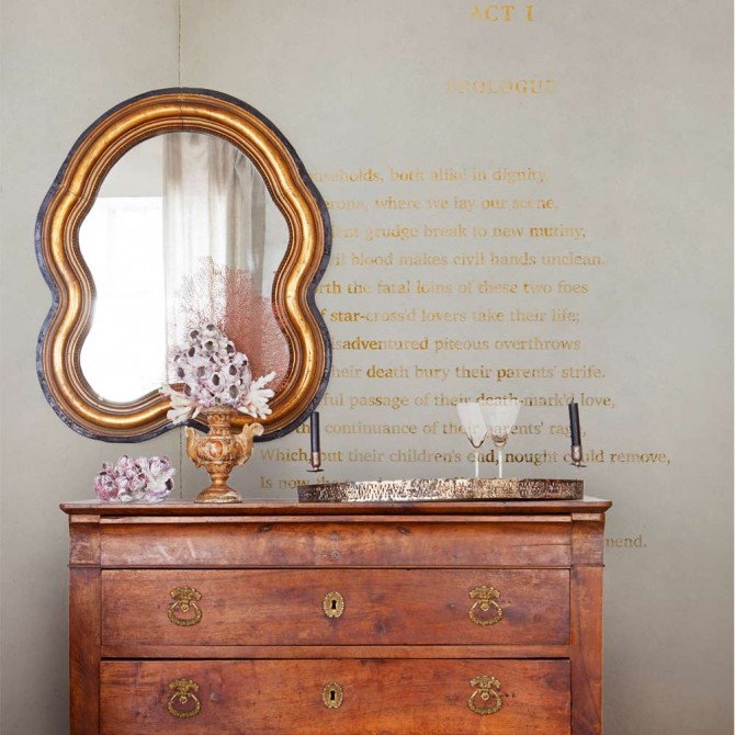 Mural Romeo and Juliet Gold Mural Romeo and Juliet Gold